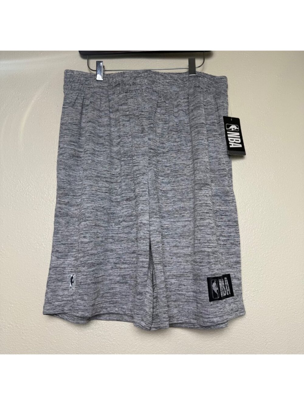 NBA Men's Gray Marled Athletic Shorts Logo & Patch Sz XL  NWT
